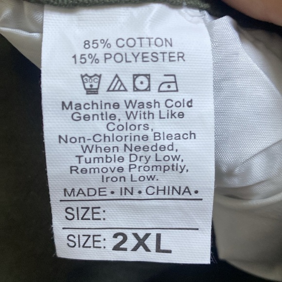 Army Green Women’s Cargo Pants NWOT - Picture 7 of 9